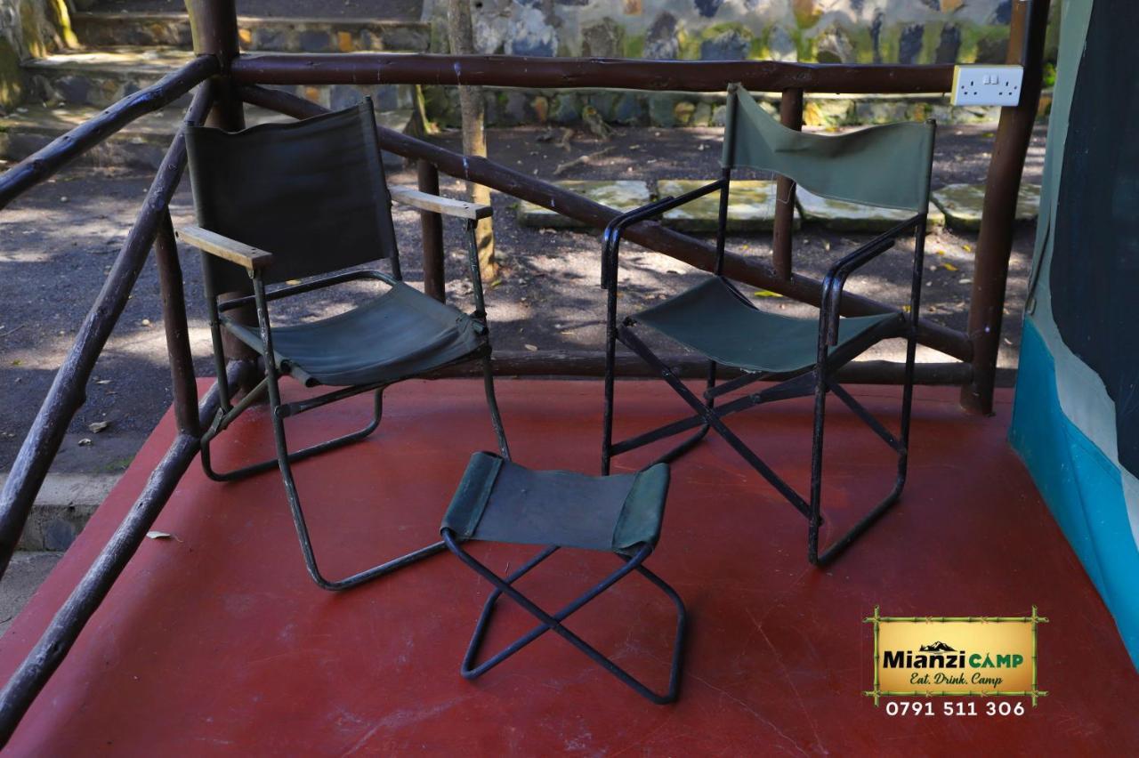 Camp Mahon Gardens Hotel Nanyuki Exterior foto